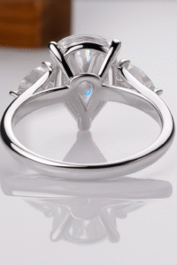 3 Carats Moissanite 925 Silver Ring - Image 2