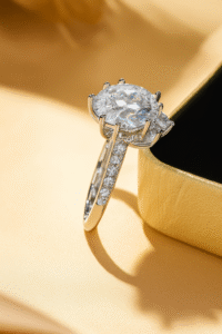 3 Carats Moissanite 925 Silver Ring - Image 4