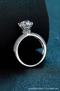 2 Carats PT950 Platinum Moissanite  Ring - Image 4