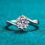 18K White Gold Ring Inlay Moissanite 5 Carats In All